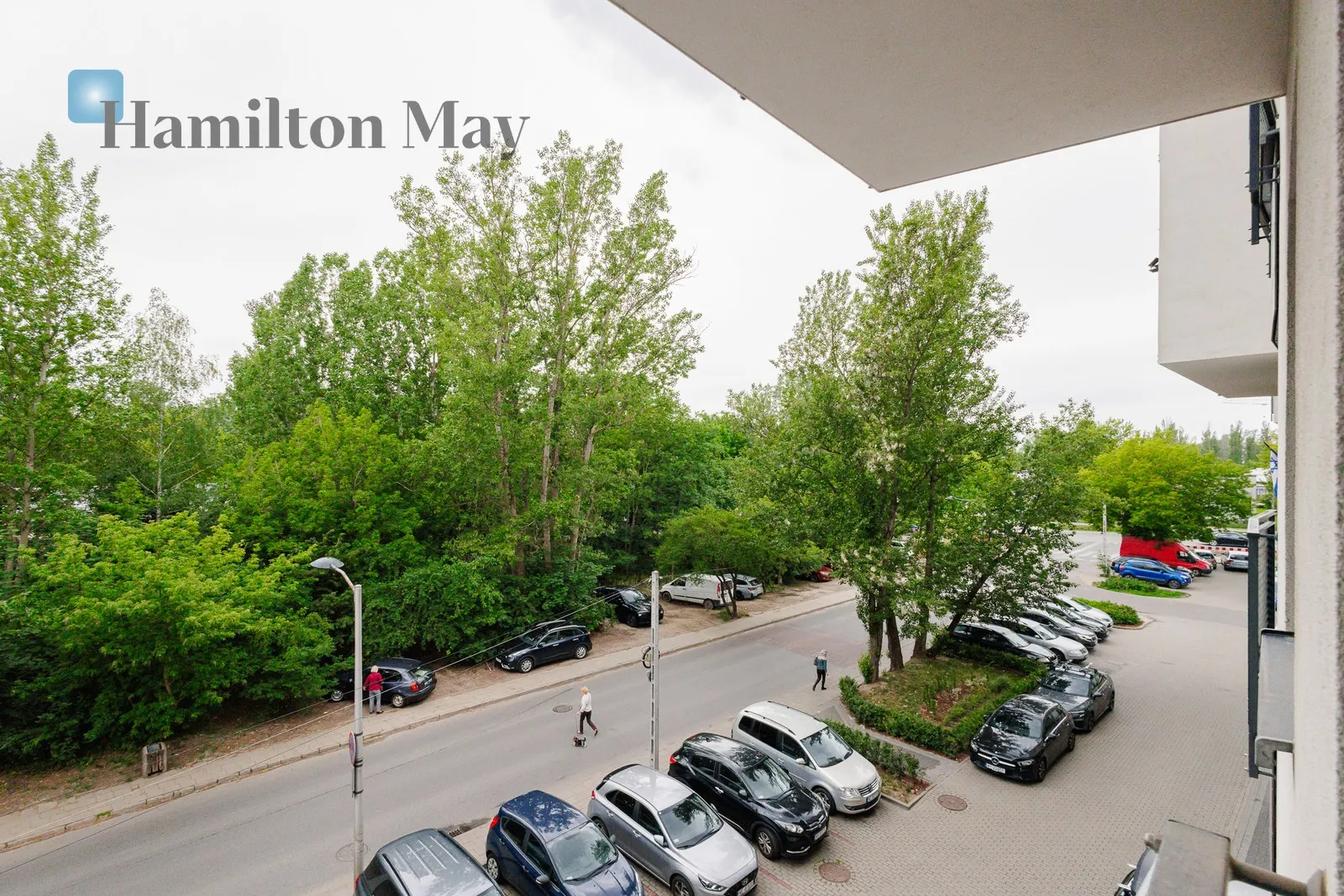 Region: Ursynów Subregion: Wyczółki Distance to centre: 7.19 km Level: 2 Price: 1740000 PLN Bedrooms: 3 Bathrooms: 2 - slider