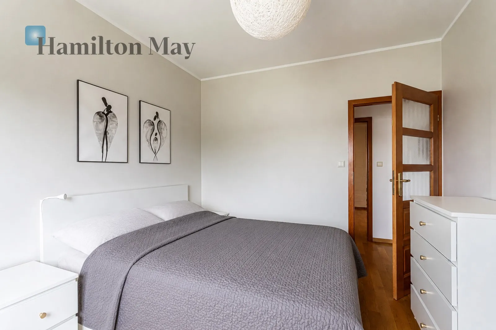 City: Warszawa Street: Bolesława Limanowskiego Region: Mokotów Subregion: Sadyba Distance to centre: 5.28 km Level: 5 Price: 1538000 PLN Bedrooms: 2 - slider