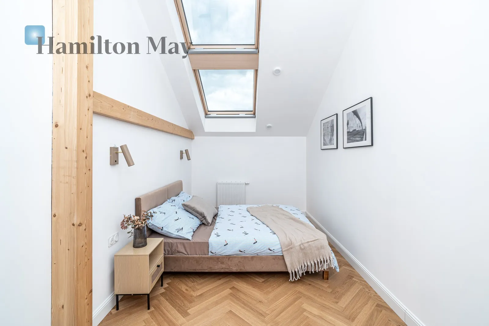 Distance to centre: 1.28 km Level: 4 Price: 1997489 PLN Bedrooms: 3 Bathrooms: 1 Size: 80.87m2 Price/m2: 24700 PLN - slider