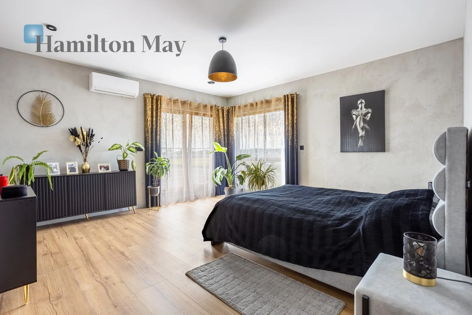 City: Długołęka Street: Łowiecka Region: Długołęka Distance to centre: 11.86 km Price: 4199000 PLN - slider