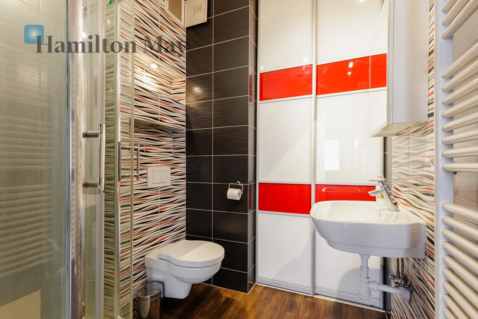 Region: Praga-Południe Distance to centre: 4.94 km Level: 1 Price: 639000 PLN Bedrooms: 1 Bathrooms: 1 Size: 35m2 - slider