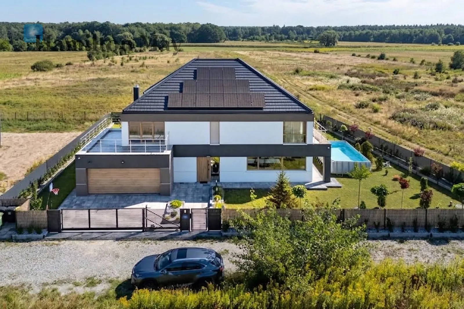 UNIQUE PREMIUM HOUSE 288 M² | 6-METRE HEIGHT LIVING ROOM | PLOT 1050 M² | 2 KM FROM WROCŁAW - slider