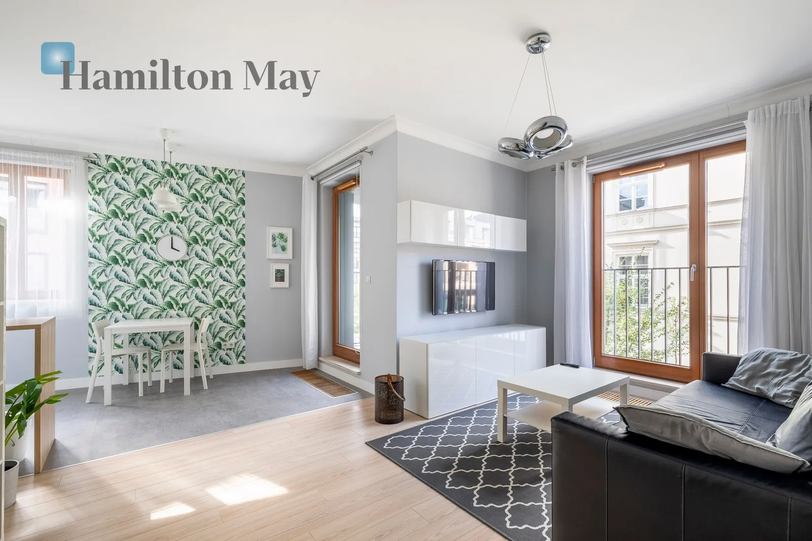 Stylish two-bedroom apartment with a balcony | Browar Lubicz | Old Town - slider