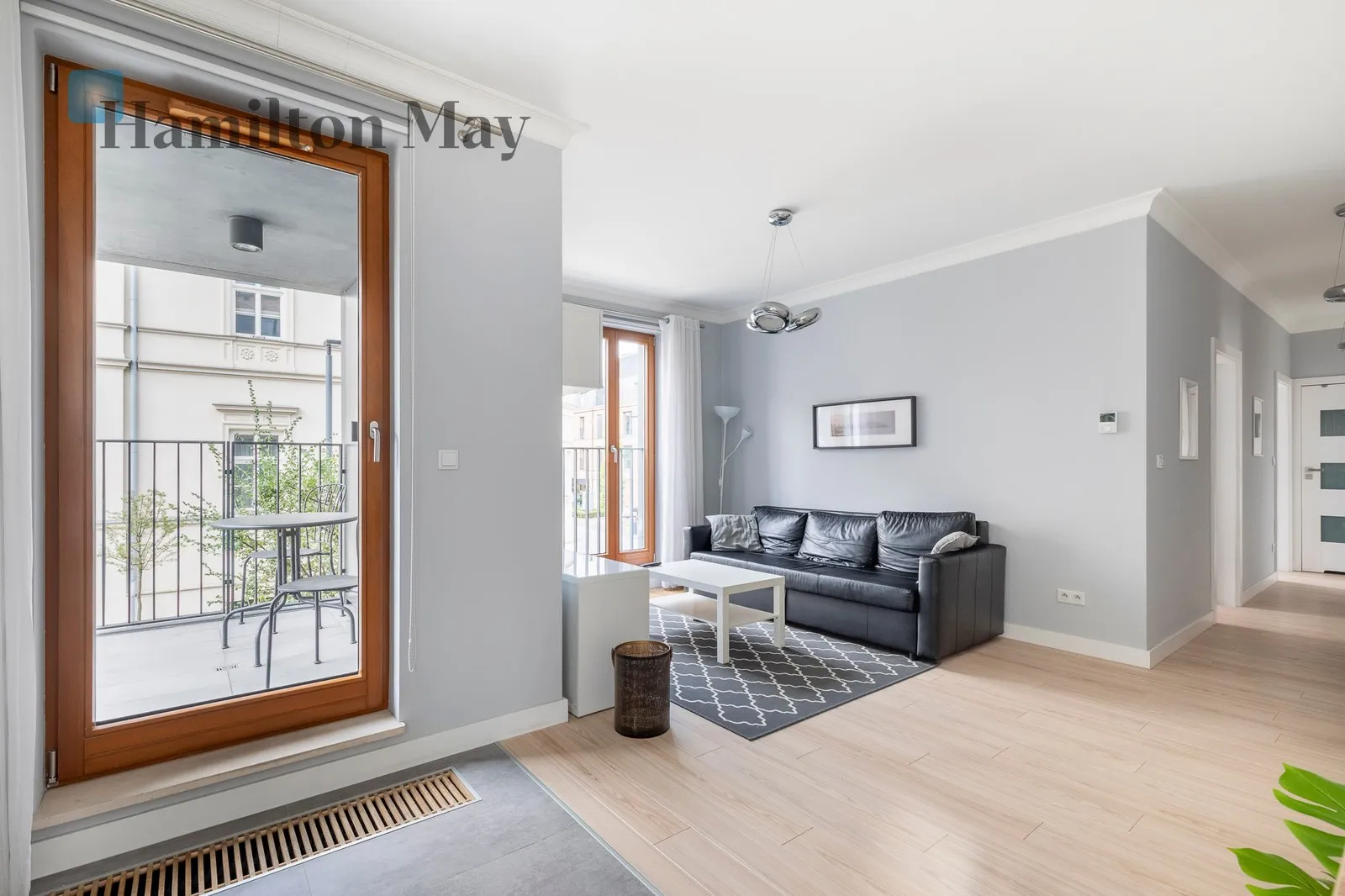 Stylish two-bedroom apartment with a balcony | Browar Lubicz | Old Town - slider