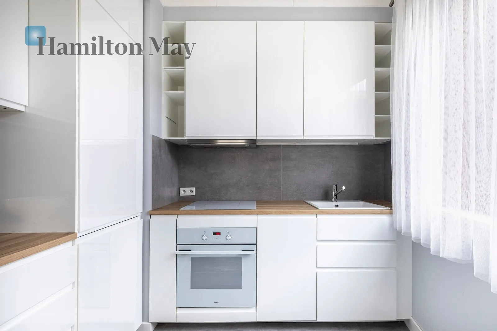 Stylish two-bedroom apartment with a balcony | Browar Lubicz | Old Town - slider