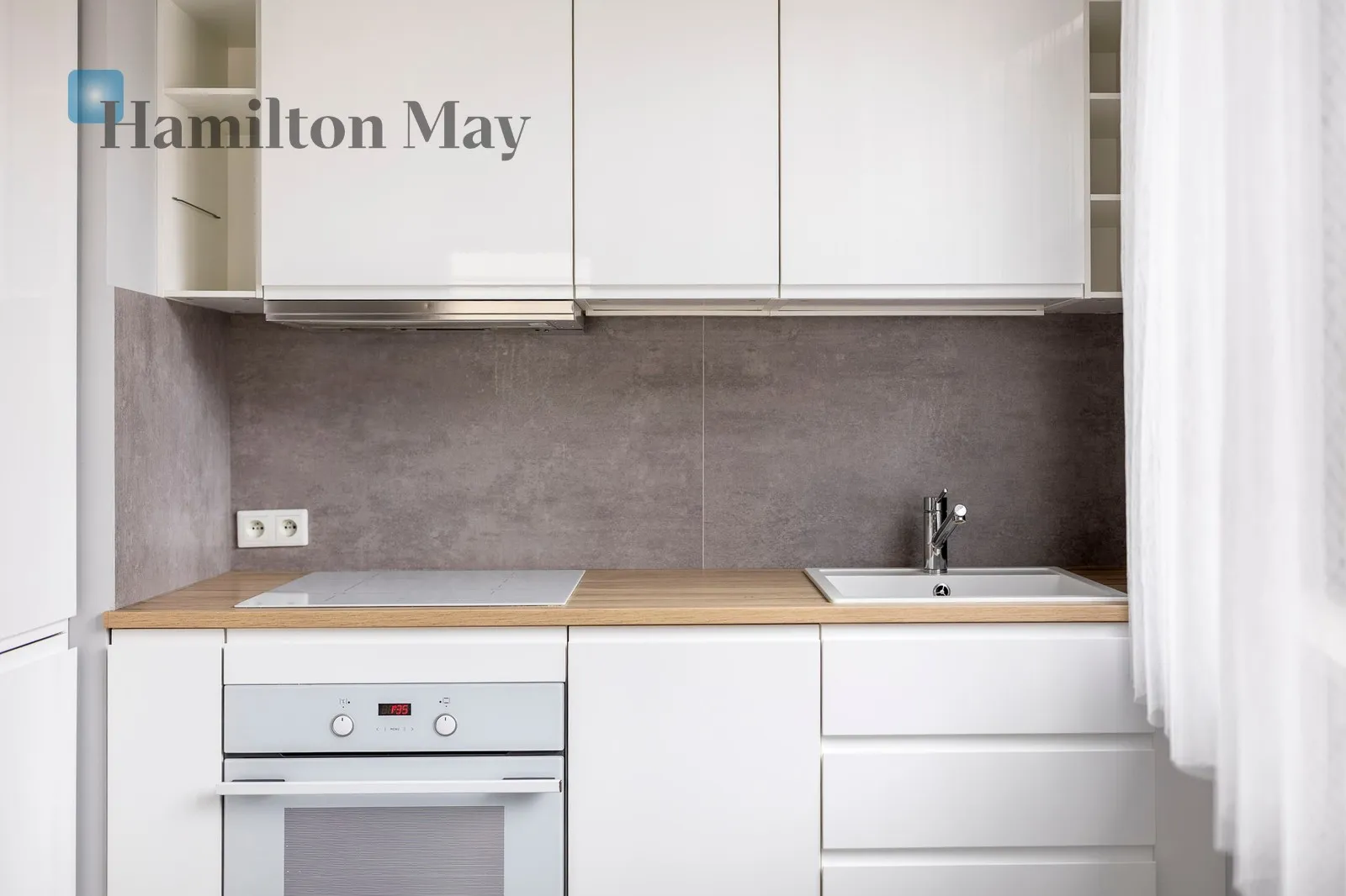 Stylish two-bedroom apartment with a balcony | Browar Lubicz | Old Town - slider