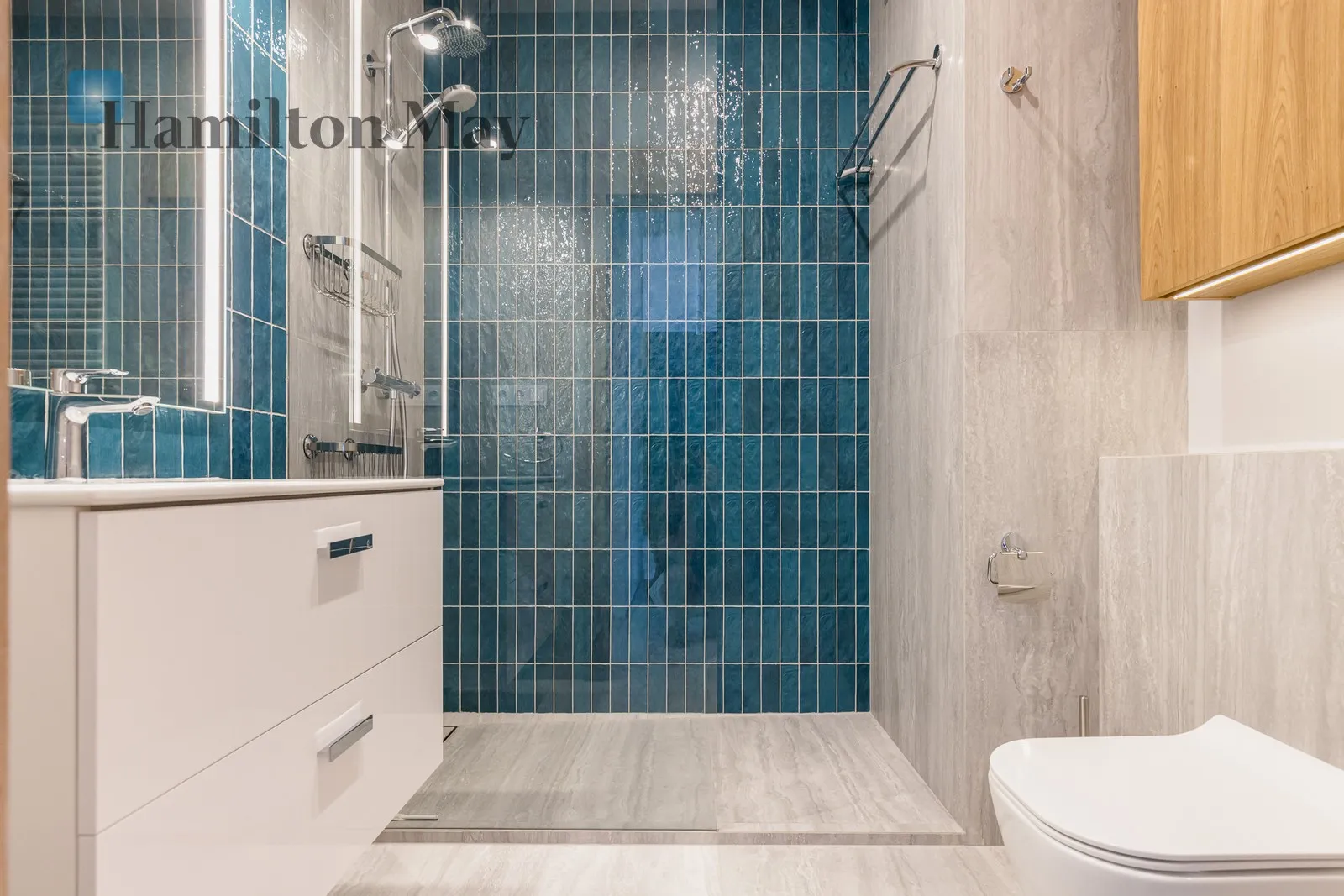 Subregion: Czyste Distance to centre: 1.83 km Level: 4 Price: 6700 PLN Bedrooms: 1 Bathrooms: 1 Size: 47m2 - slider