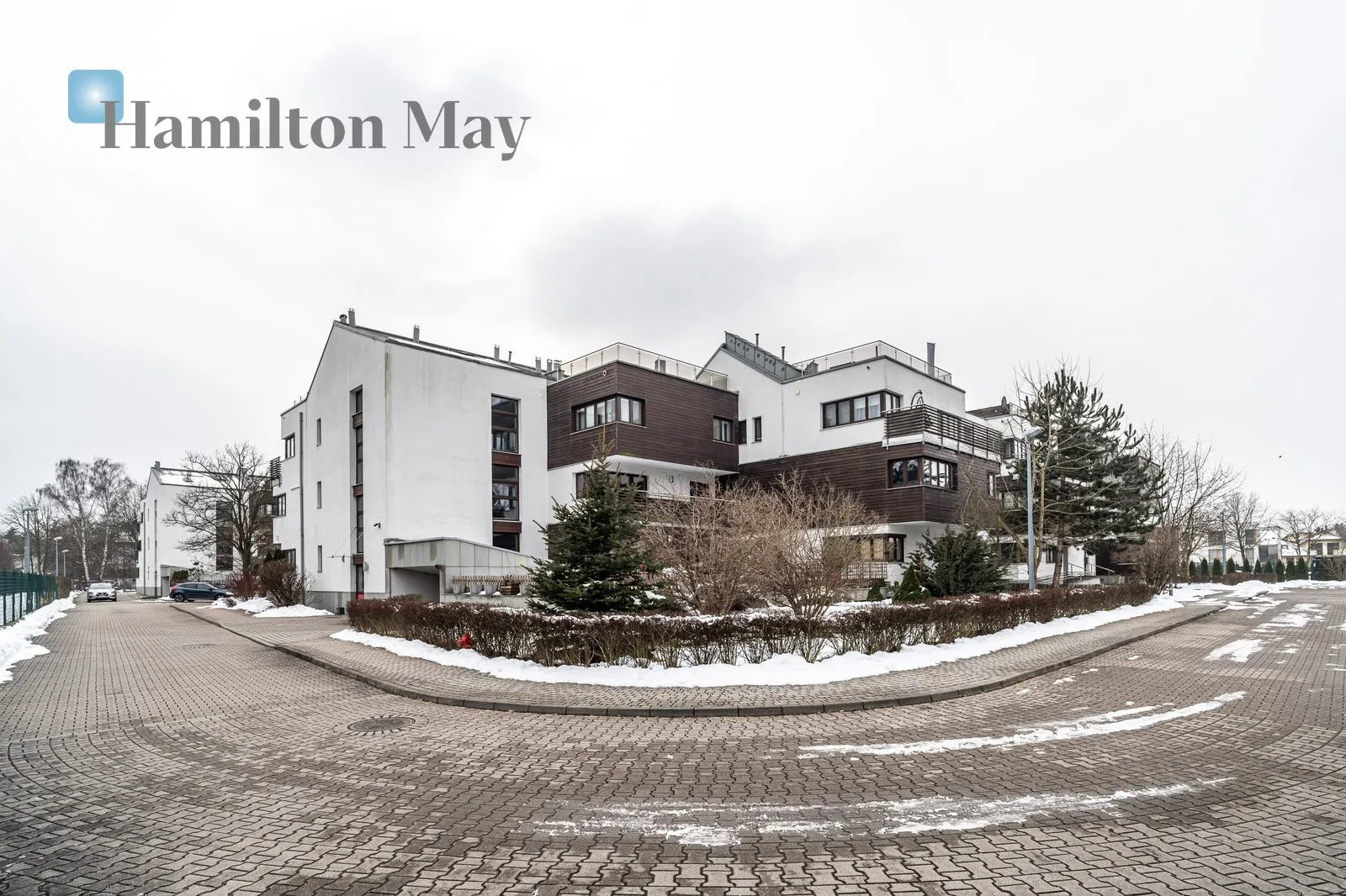 Price: 3700 PLN Bedrooms: 1 Bathrooms: 1 Size: 50m2 - slider