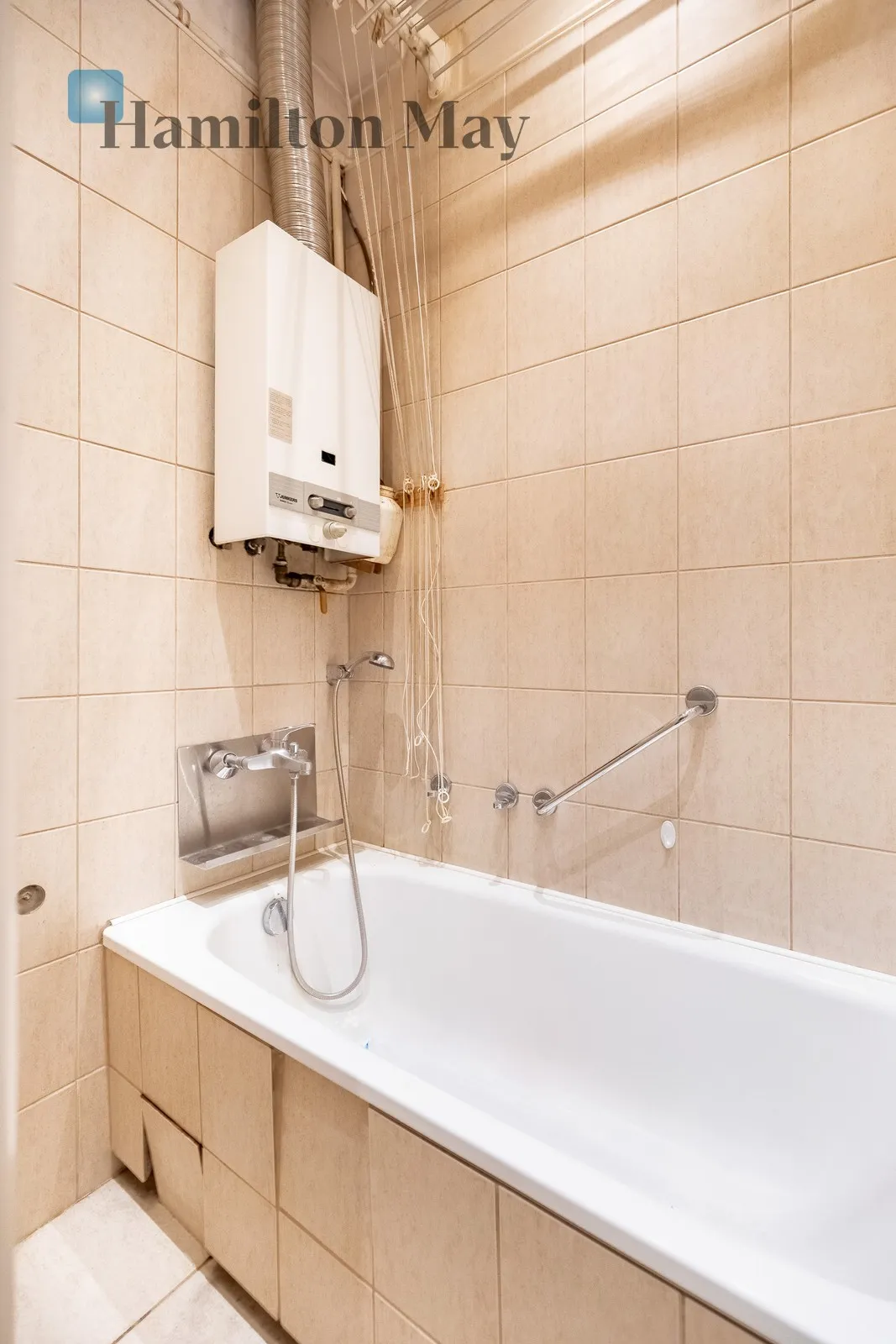 Продається квартира з великим потенціалом, розташована в Старому місті, недалеко від Казімєжа - slider