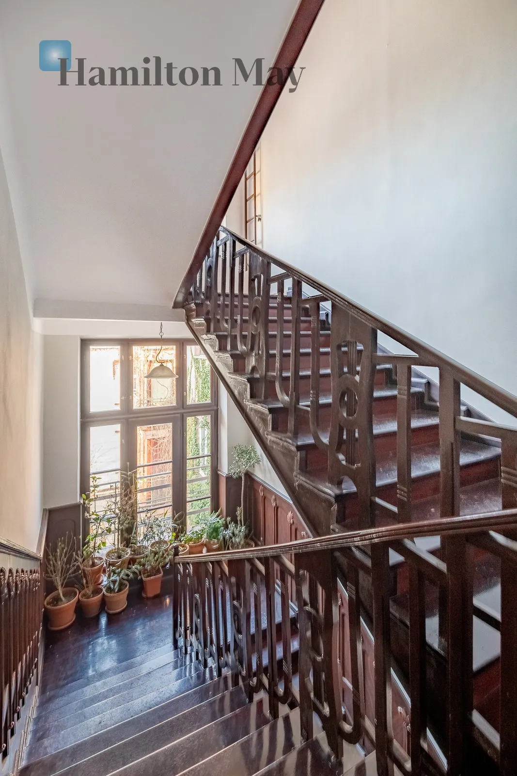 Продається квартира з великим потенціалом, розташована в Старому місті, недалеко від Казімєжа - slider