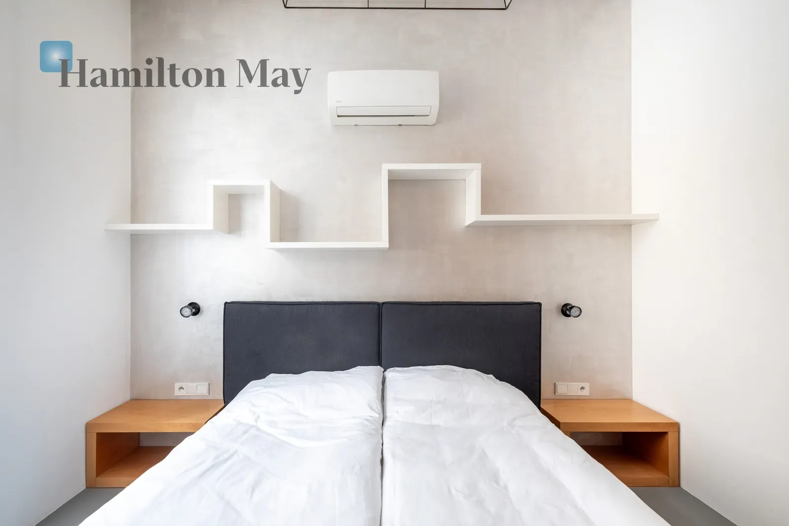 Розкішна двокімнатна квартира в чудово відремонтованому багатоквартирному будинку - slider