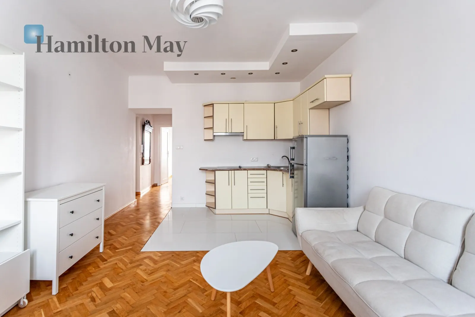 City: Warszawa Street: Filtrowa Region: Ochota Subregion: Filtry Distance to centre: 2.03 km Level: 4 Price: 3200 PLN Bedrooms: 1 Bathrooms: 1 - slider
