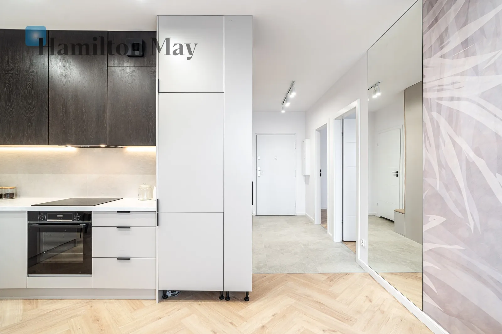 Eleganckie, 3-pokojowe mieszkanie w wysokim standardzie z balkonem i garażem przy ul. Sosnowieckiej - slider