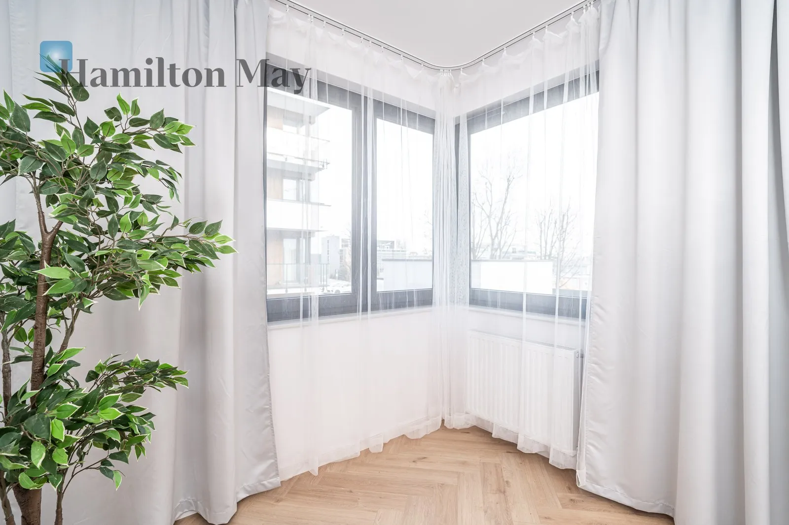 Eleganckie, 3-pokojowe mieszkanie w wysokim standardzie z balkonem i garażem przy ul. Sosnowieckiej - slider