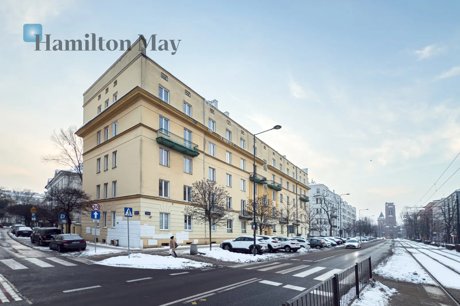 Street: Filtrowa Region: Ochota Subregion: Filtry Distance to centre: 2.03 km Level: 4 Price: 3200 PLN - slider