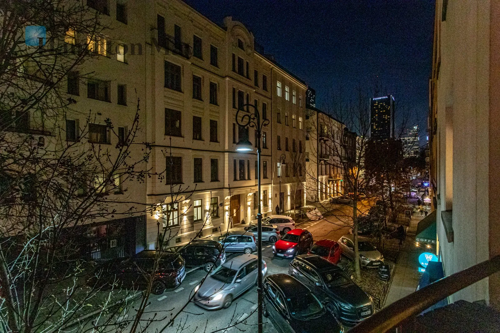 Przestronne | 4-pokojowe mieszkanie w ścisłym centrum | na sprzedaż - slider