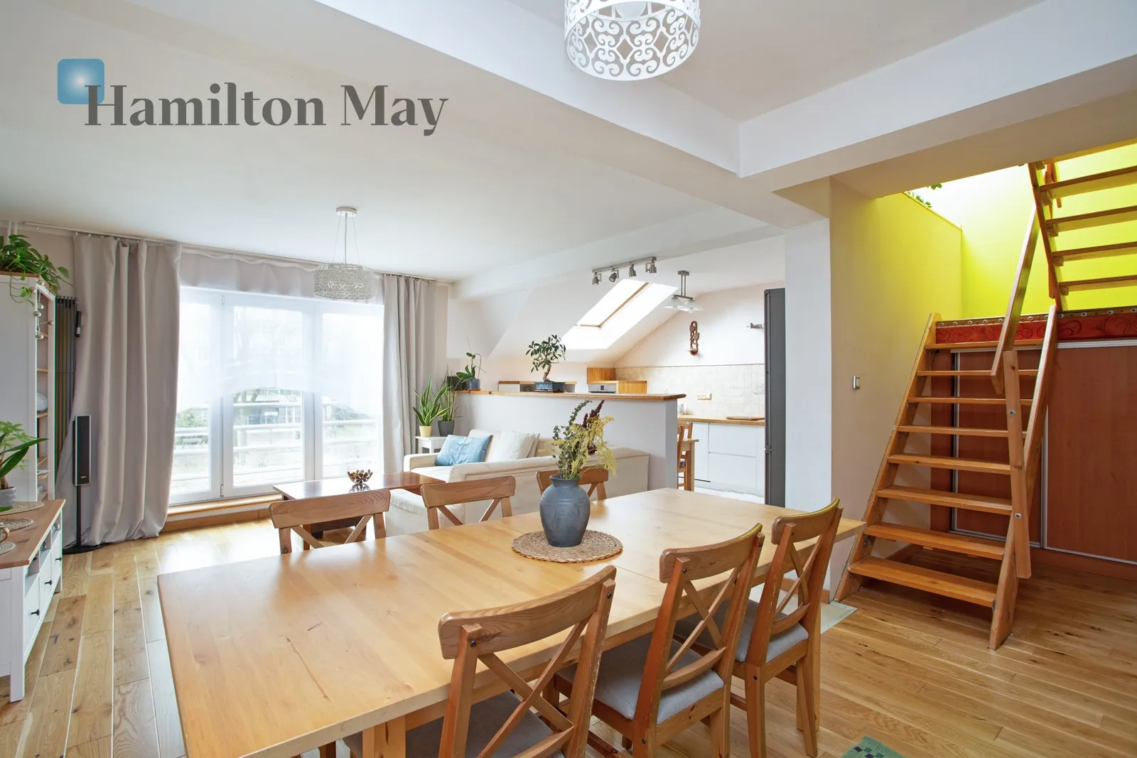 Region: Krowodrza Distance to centre: 1.73 km Price: 6000000 PLN Bedrooms: null Bathrooms: null - slider