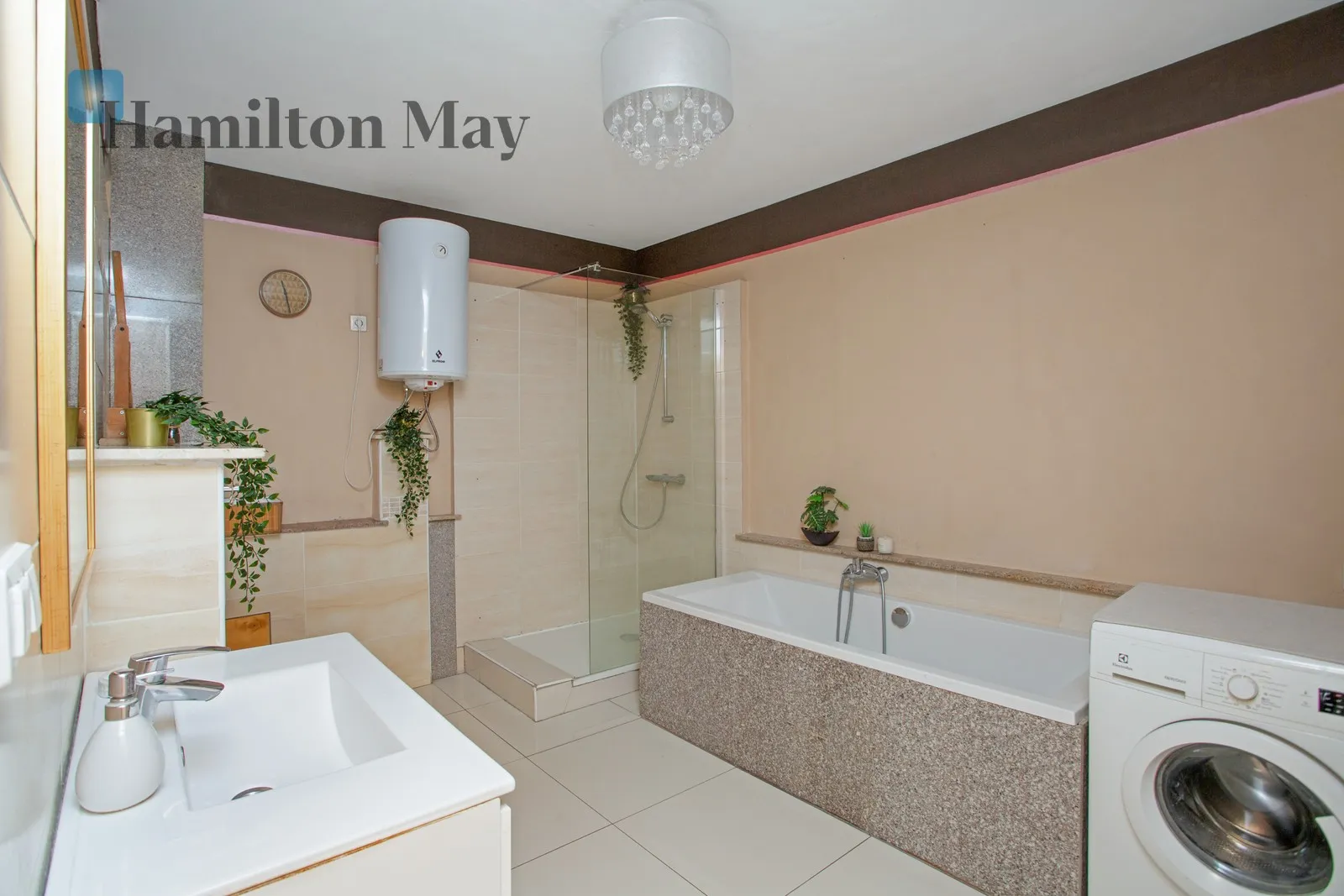 City: Kraków Street: Miechowska - slider