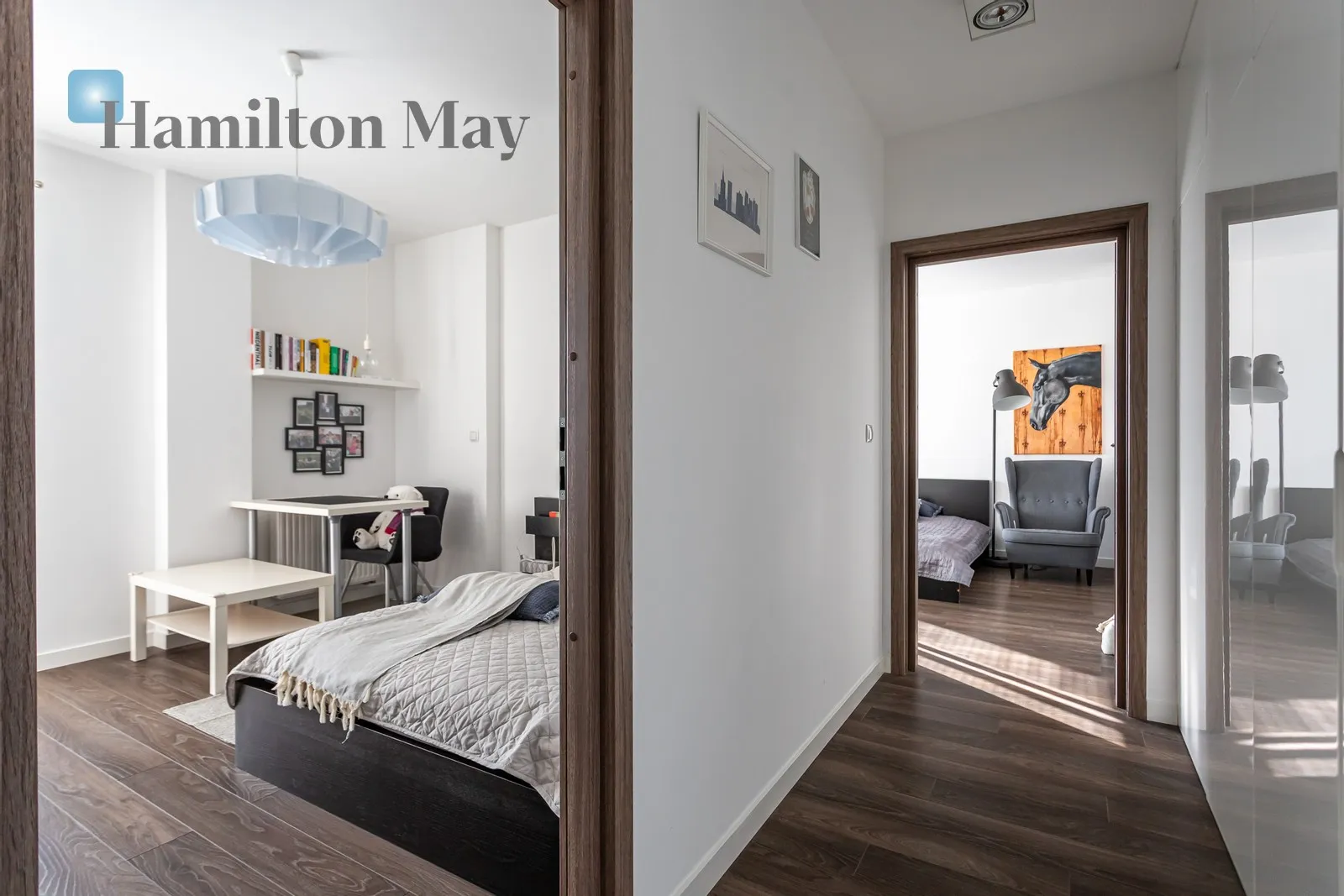 Region: Wola Subregion: Mirów Distance to centre: 1.56 km Level: 6 Price: 6800 PLN Bedrooms: 2 Bathrooms: 2 Size: 70m2 - slider