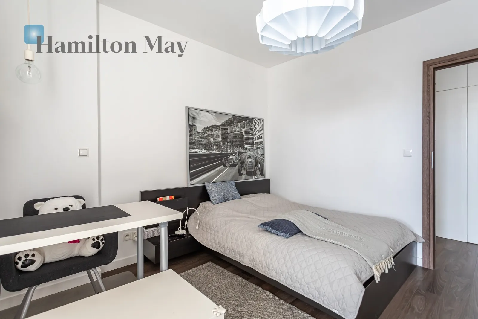 City: Warszawa Street: Pańska Region: Wola Subregion: Mirów Distance to centre: 1.56 km Level: 6 Price: 6800 PLN - slider