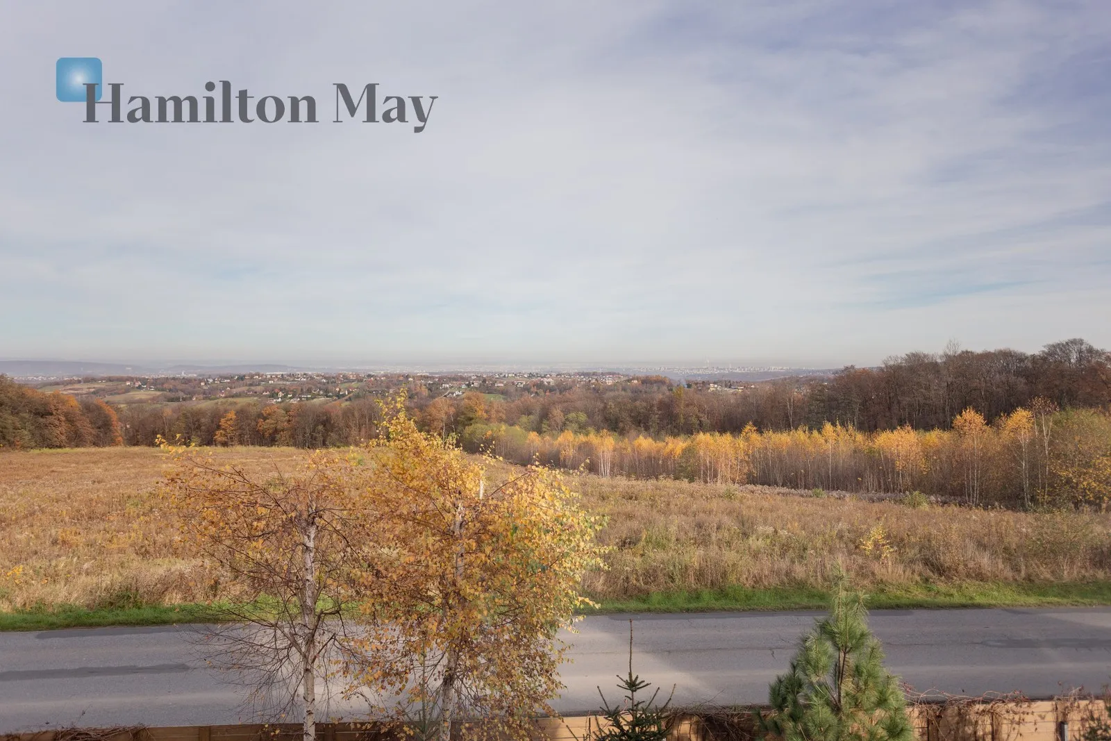 Level: -9 Price: 9700 PLN Bedrooms: 3 Bathrooms: 2 Plot size: 537m2 Price/m2: 61 PLN - slider
