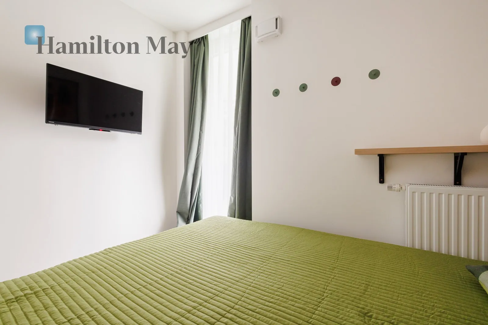 Region: Wola Subregion: Mirów Distance to centre: 0.94 km Price: 4800 PLN Bedrooms: 1 Bathrooms: 1 Size: 32m2 - slider