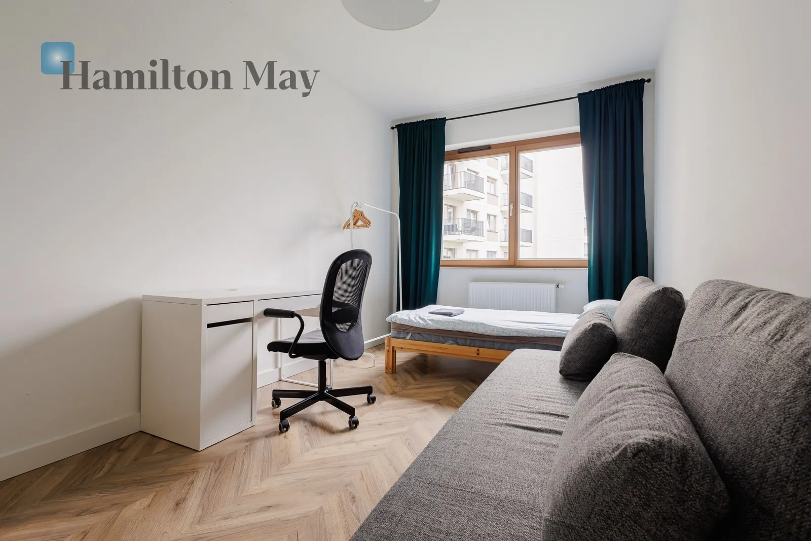 City: Warszawa Street: Mariana Zdziechowskiego Region: Mokotów Subregion: Ksawerów Distance to centre: 5.04 km Level: 2 Price: 5300 PLN - slider
