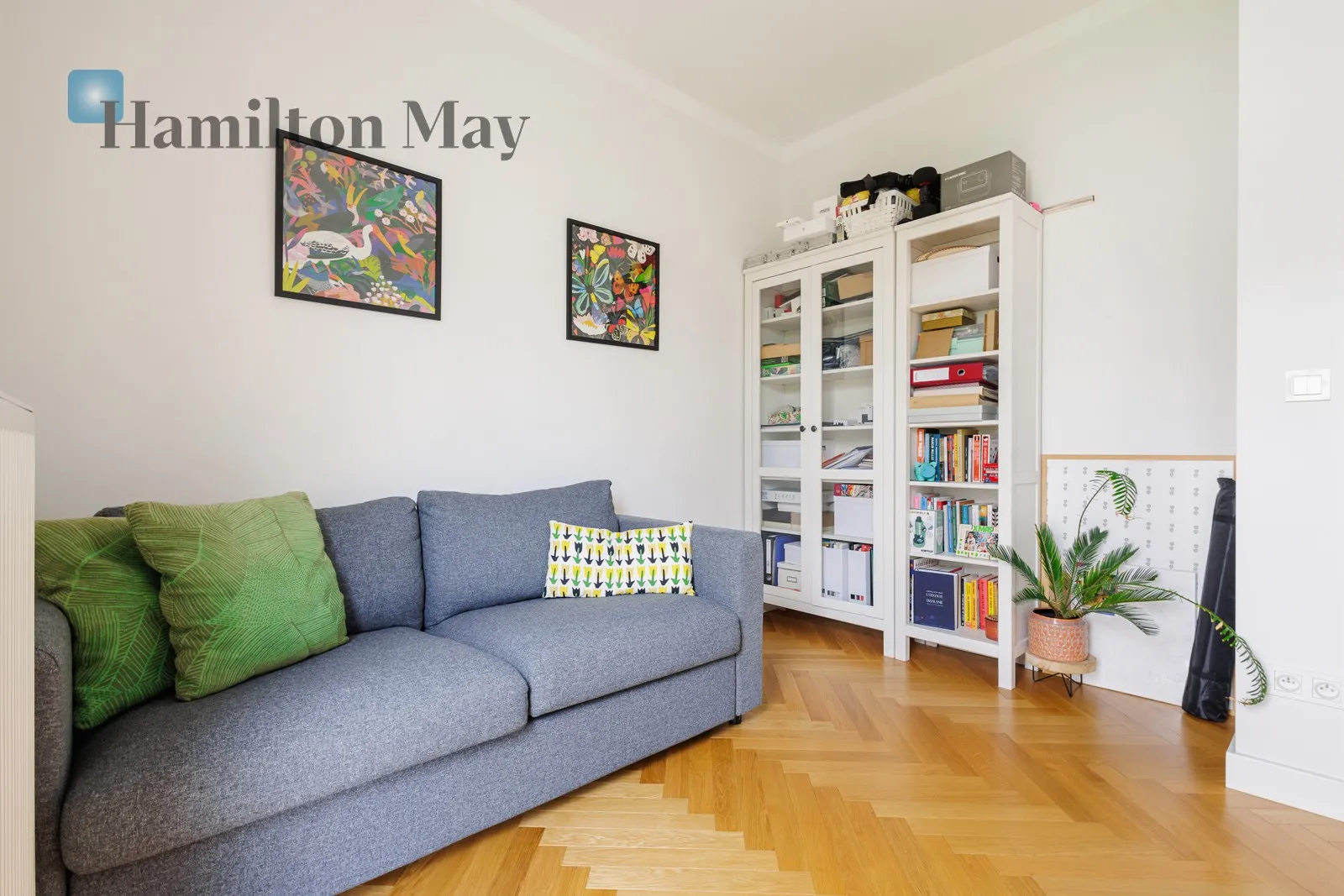 Region: Mokotów Subregion: Stegny Distance to centre: 5.7 km Level: 1 Price: 8000 PLN Bedrooms: 3 Bathrooms: 2 - slider