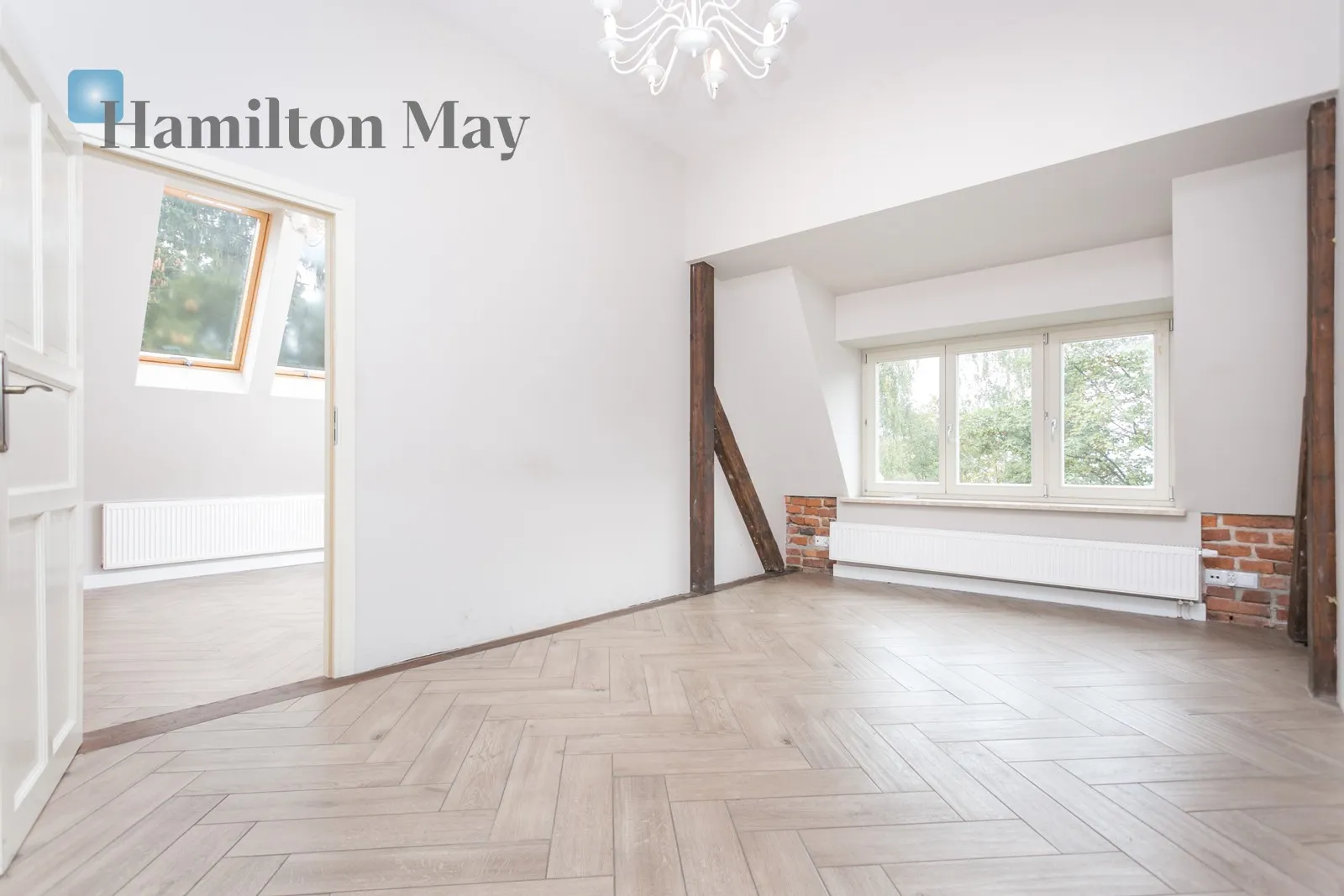 City: Kraków Street: Zduńska Region: Dębniki Distance to centre: 1.33 km Level: 2 Price: 7000 PLN Bedrooms: null Bathrooms: null Plot size: nullm2 Layout: none - slider