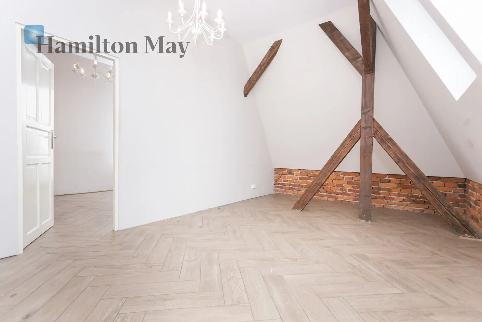 Region: Dębniki Distance to centre: 1.33 km Level: 2 Price: 7000 PLN Bedrooms: null Bathrooms: null Plot size: nullm2 Layout: none Price/m2: 58 PLN - slider