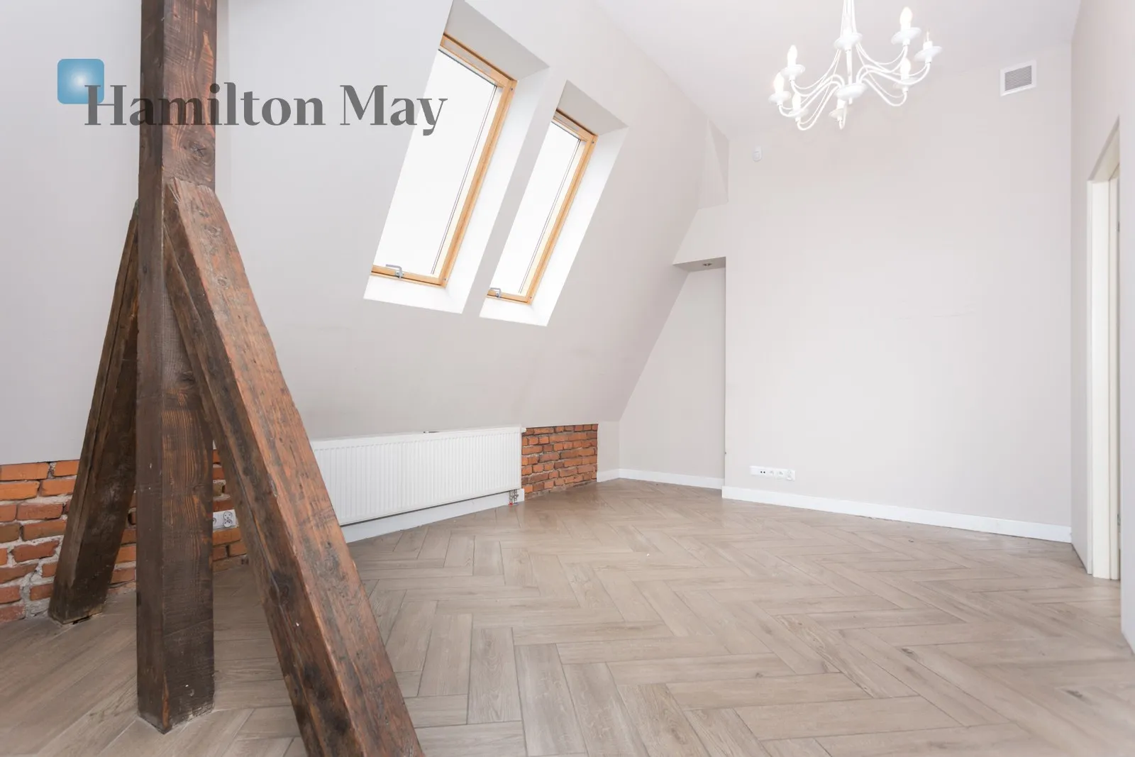 City: Kraków Street: Zduńska Region: Dębniki Distance to centre: 1.33 km Level: 2 Price: 7000 PLN Bedrooms: null Bathrooms: null - slider