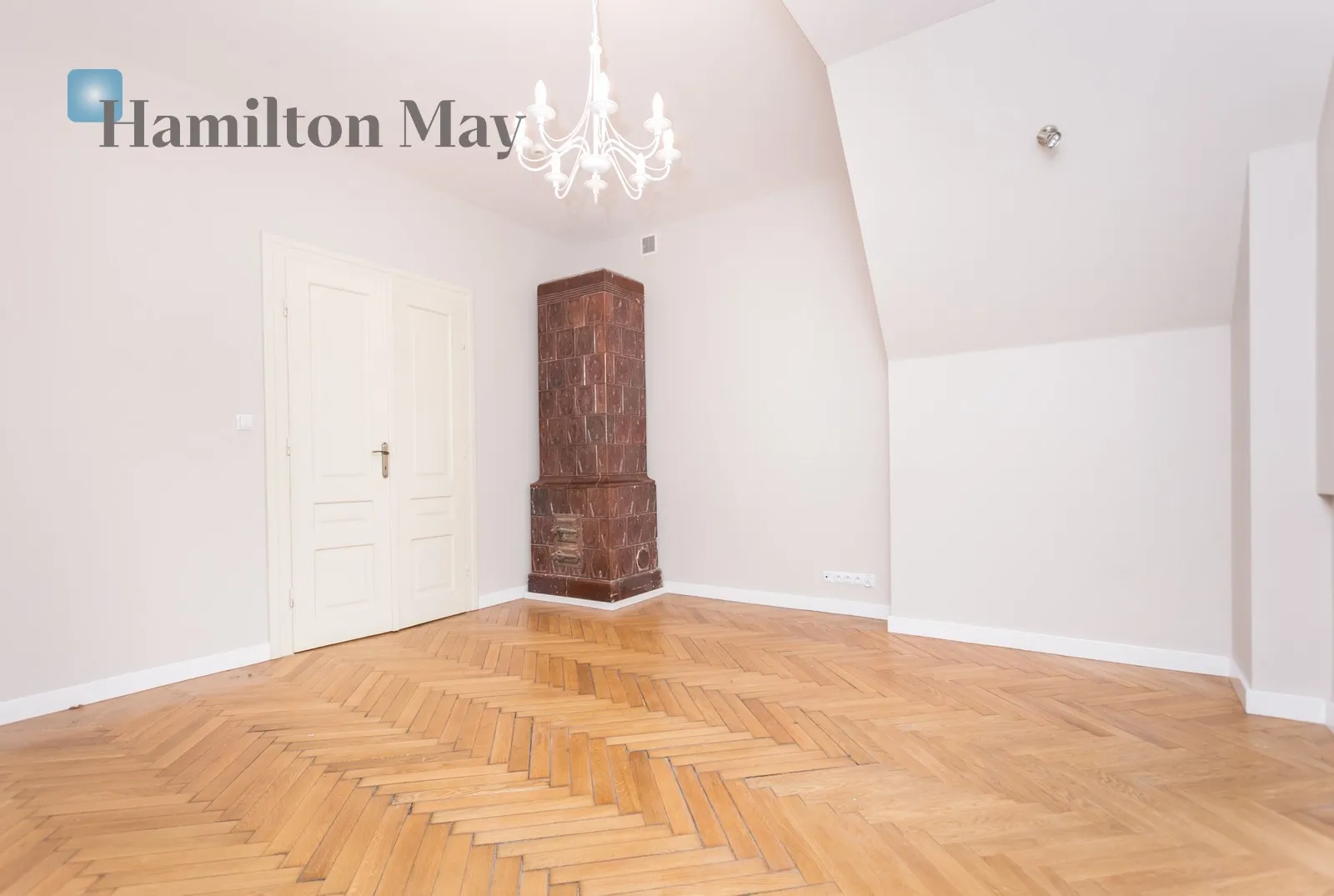 Region: Dębniki Distance to centre: 1.33 km Level: 2 Price: 7000 PLN Bedrooms: null Bathrooms: null Plot size: nullm2 Layout: none - slider
