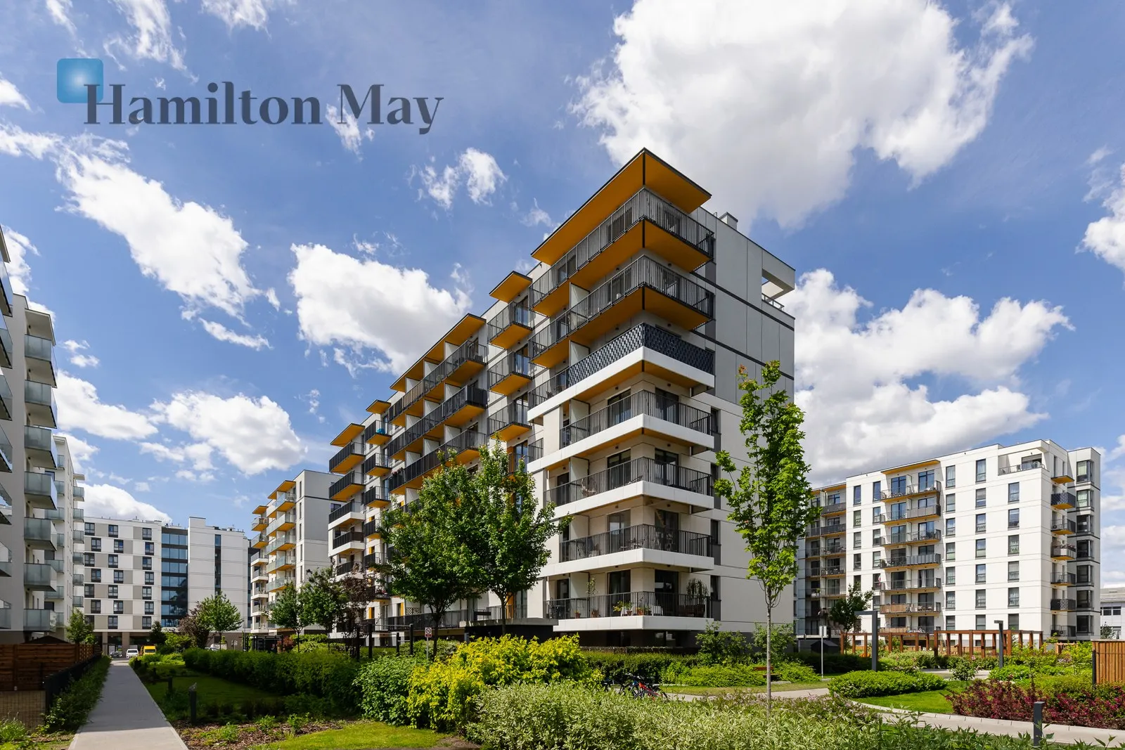 Distance to centre: 8.99 km Level: 6 Price: 4700 PLN Bedrooms: 2 Bathrooms: 1 Size: 58m2 - slider