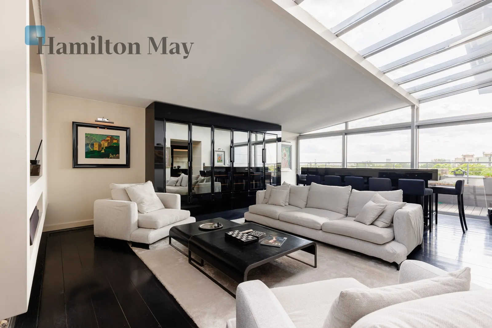 Comfortable penthouse with a view of the Warsaw skyline - slider