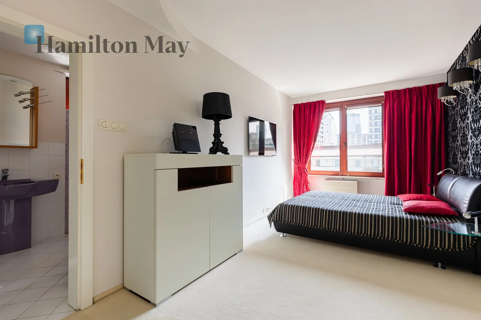 Wyjątkowy apartament tuż przy Placu Europejskim - slider