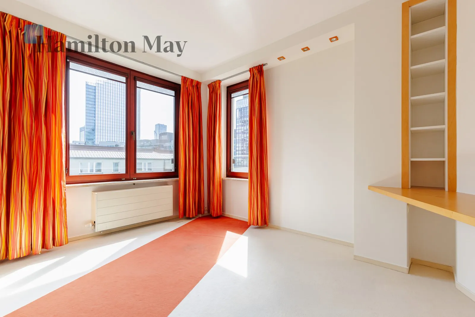 Wyjątkowy apartament tuż przy Placu Europejskim - slider