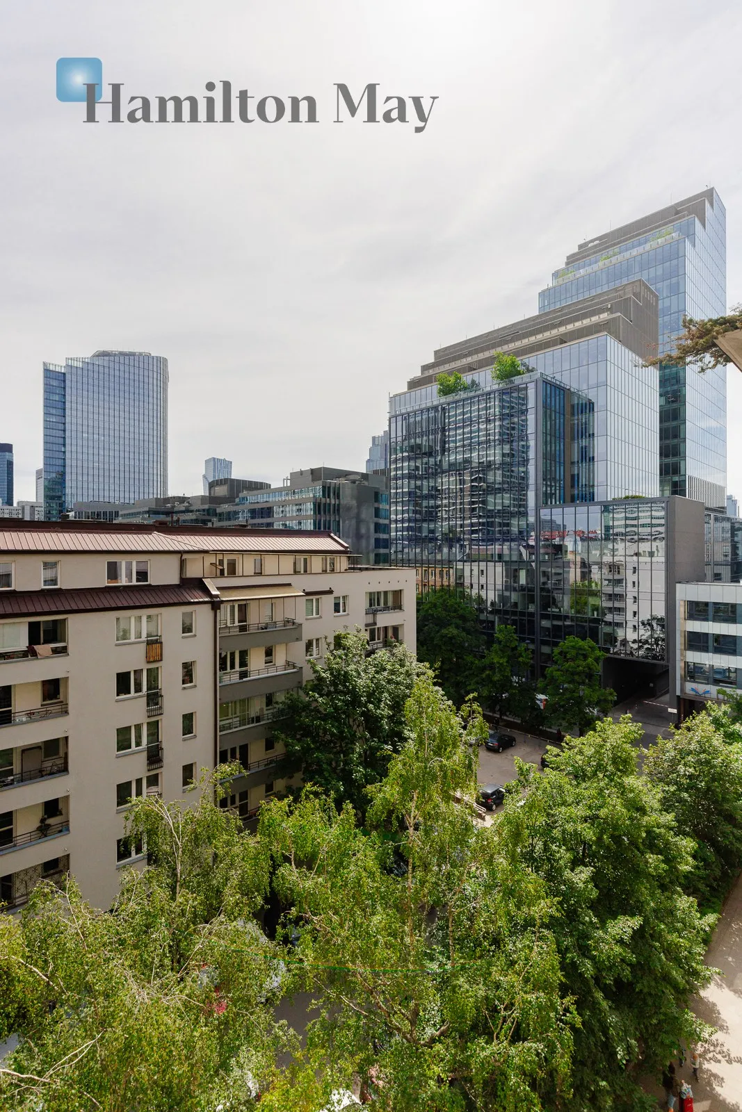 Wyjątkowy apartament tuż przy Placu Europejskim - slider