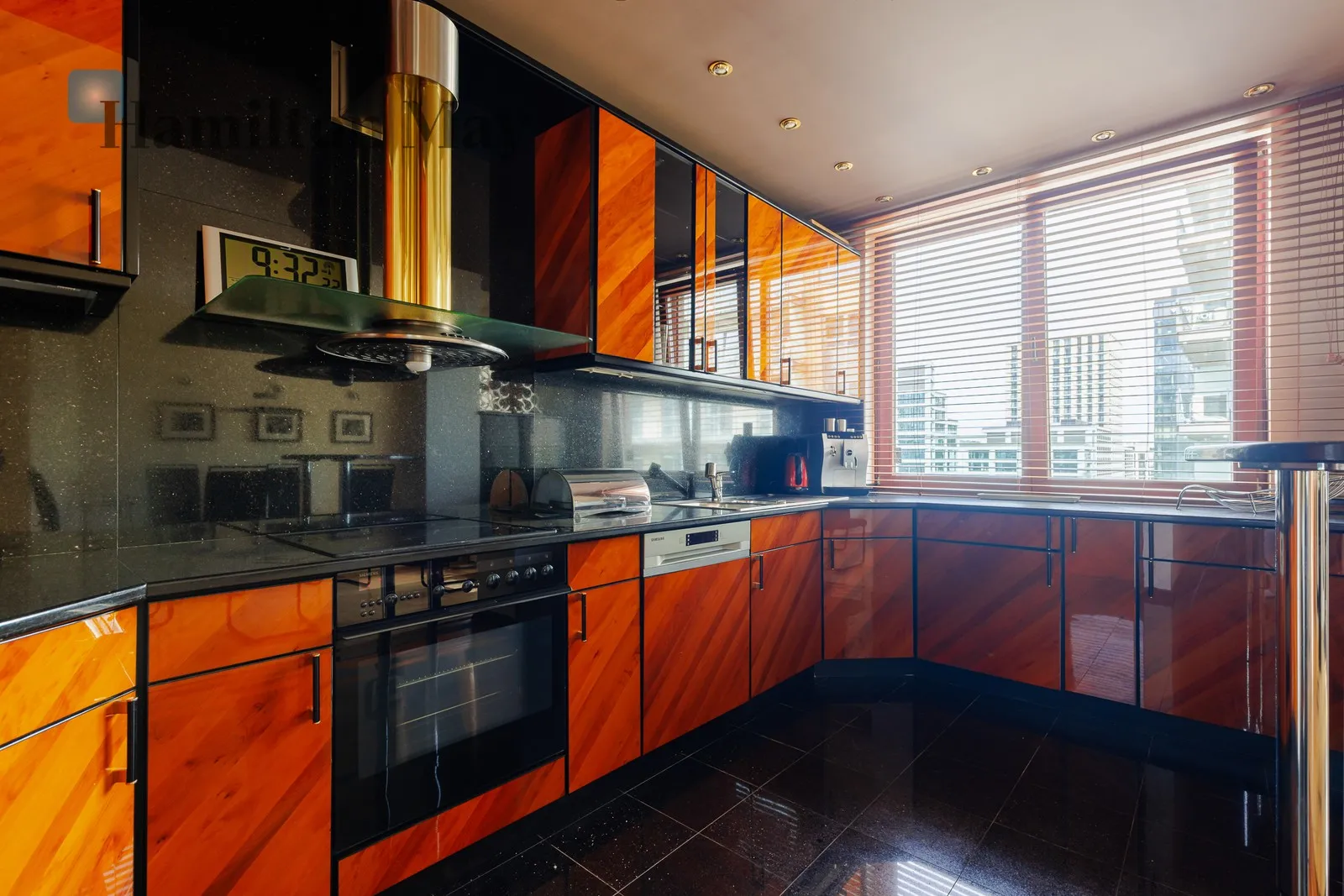 Wyjątkowy apartament tuż przy Placu Europejskim - slider