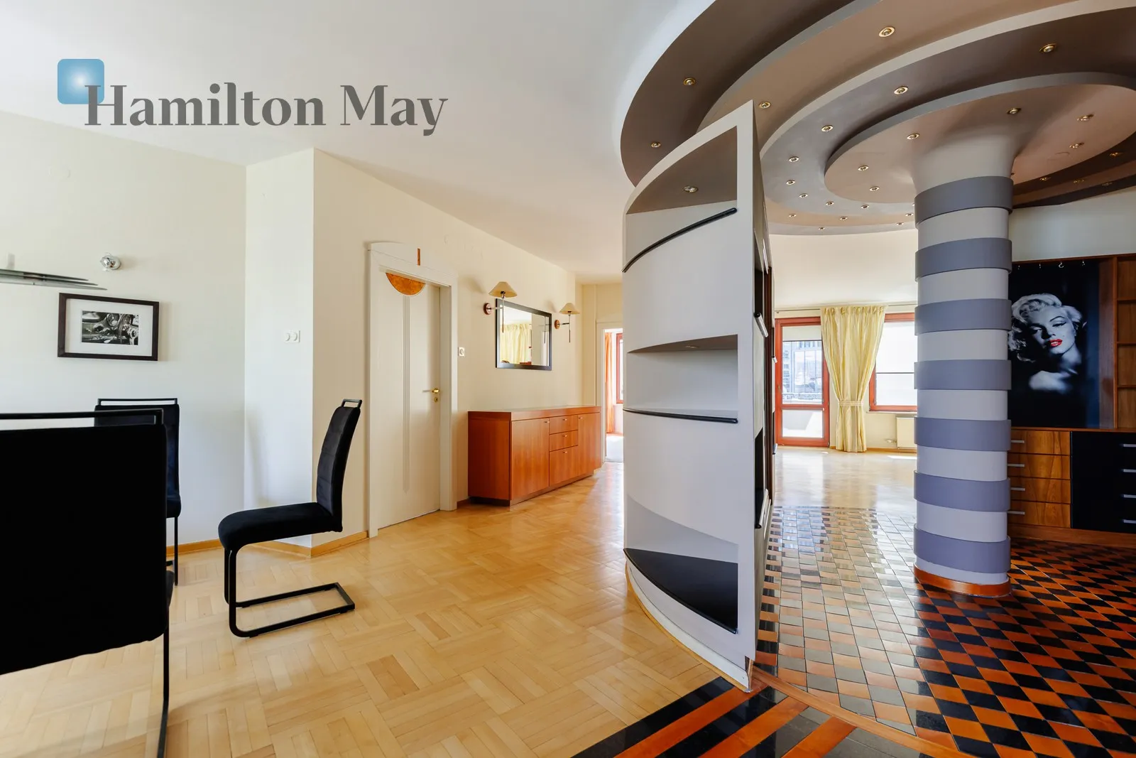 Wyjątkowy apartament tuż przy Placu Europejskim - slider