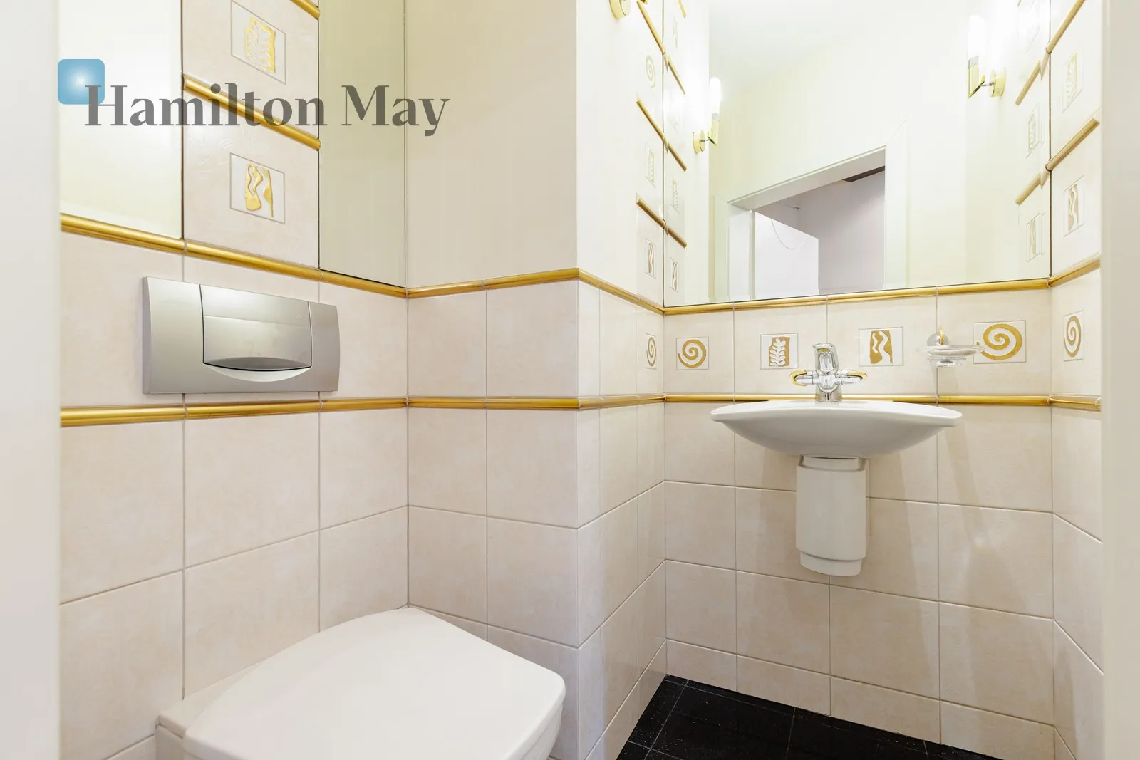 Wyjątkowy apartament tuż przy Placu Europejskim - slider