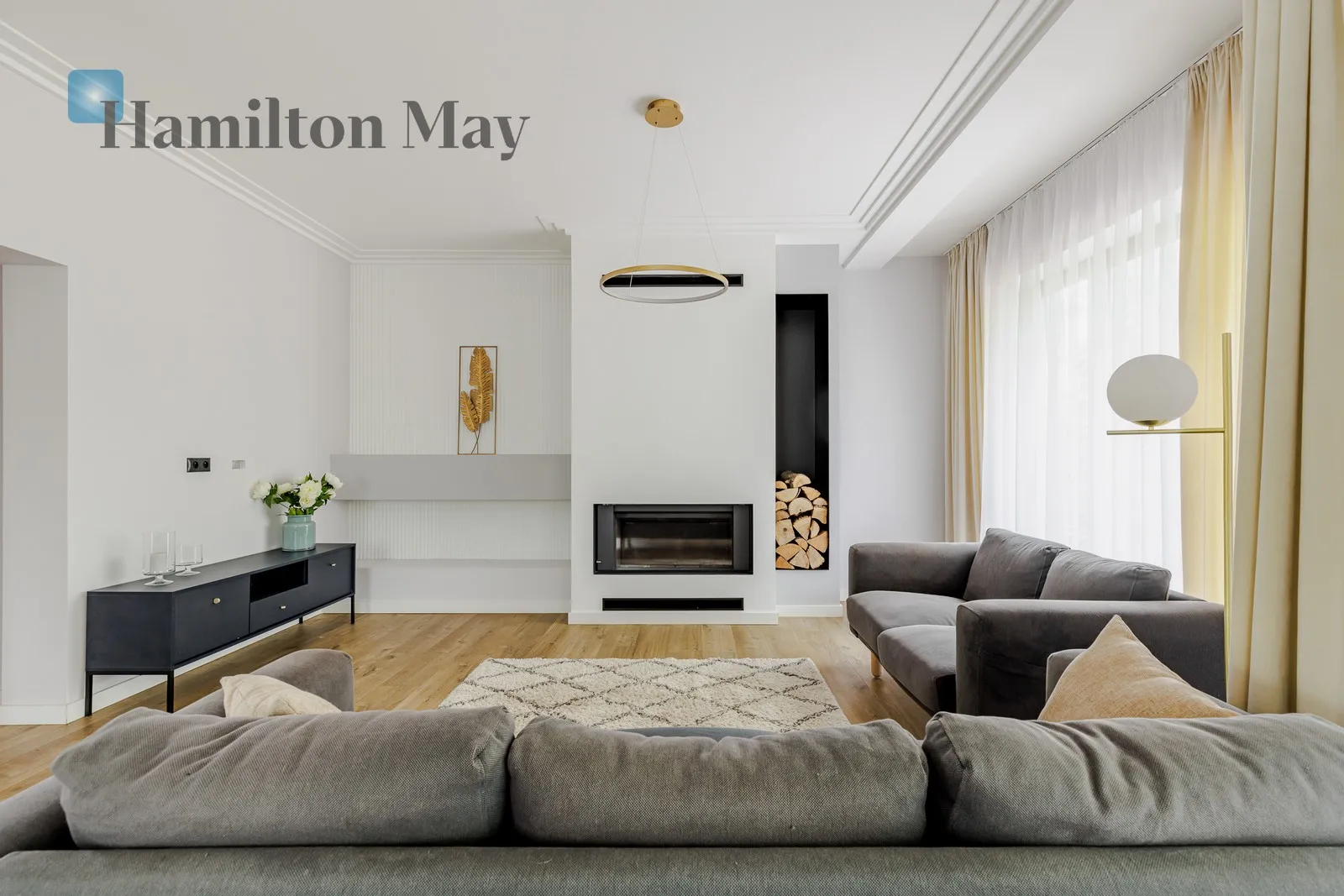 Street: Ścienna Region: Bielawa Price: 17000 PLN Bedrooms: 4 Bathrooms: 2 - slider