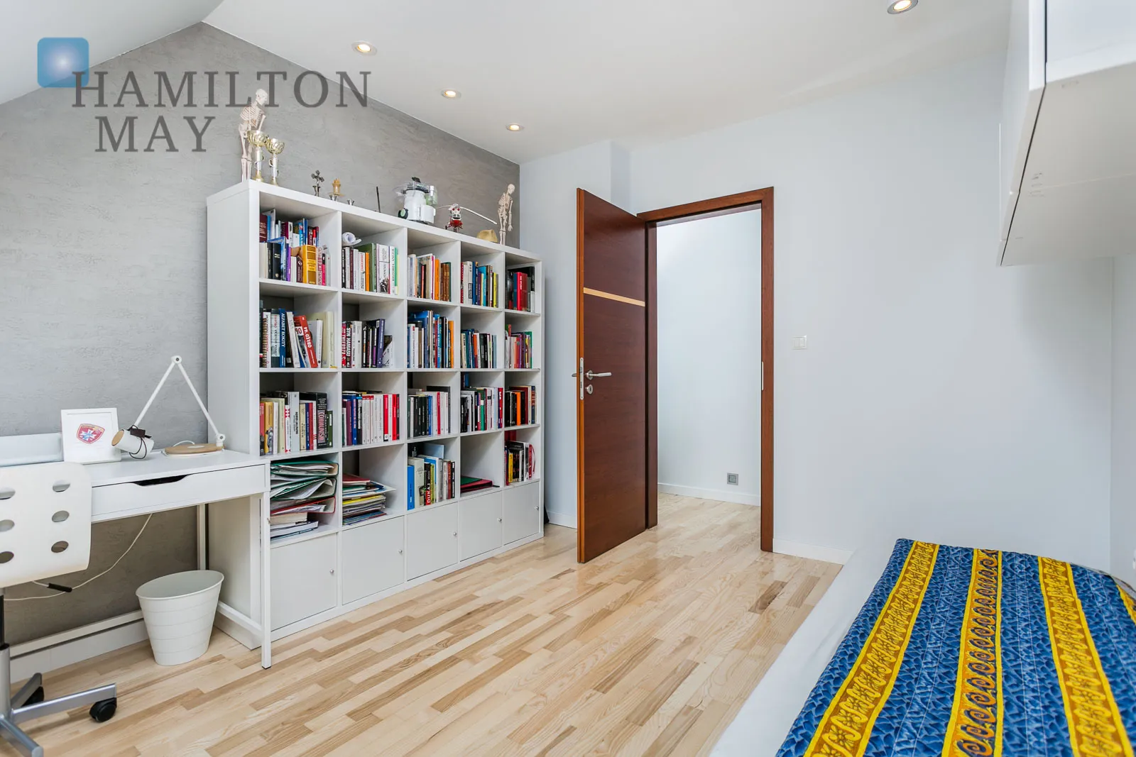 Сучасний будинок у престижній забудові Parkowe Wzgórze - slider