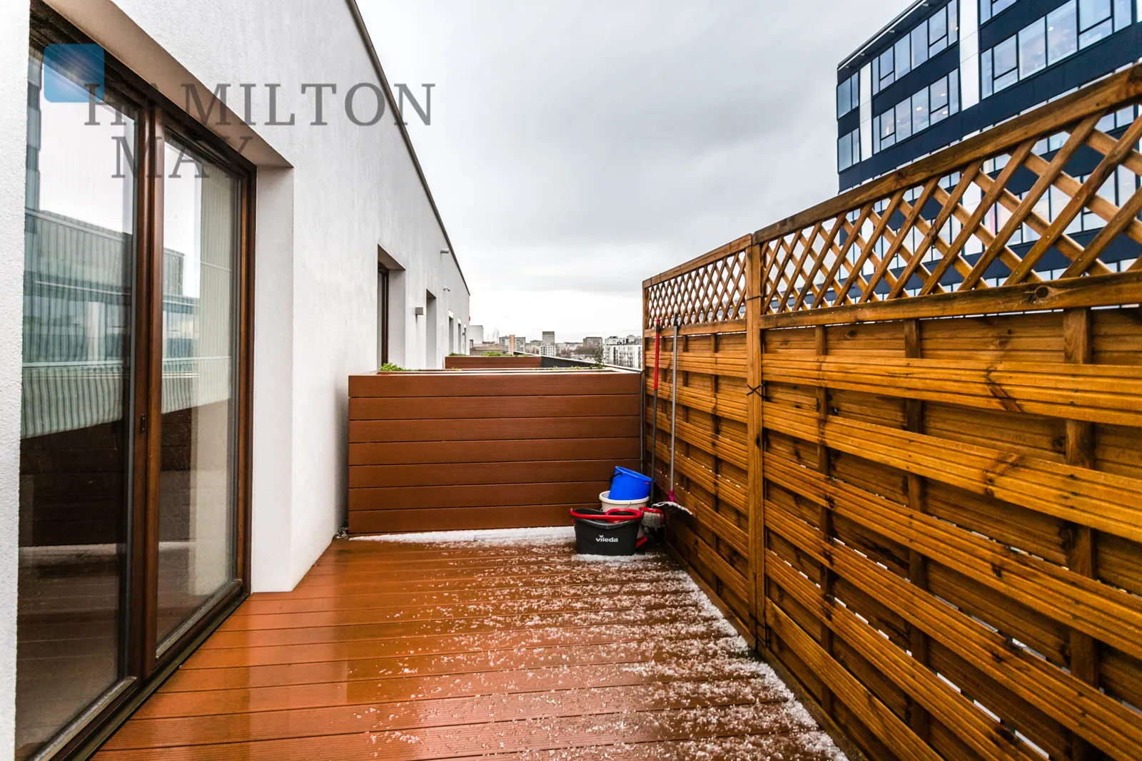 Продається простора квартира з балконом в Мокотові - slider