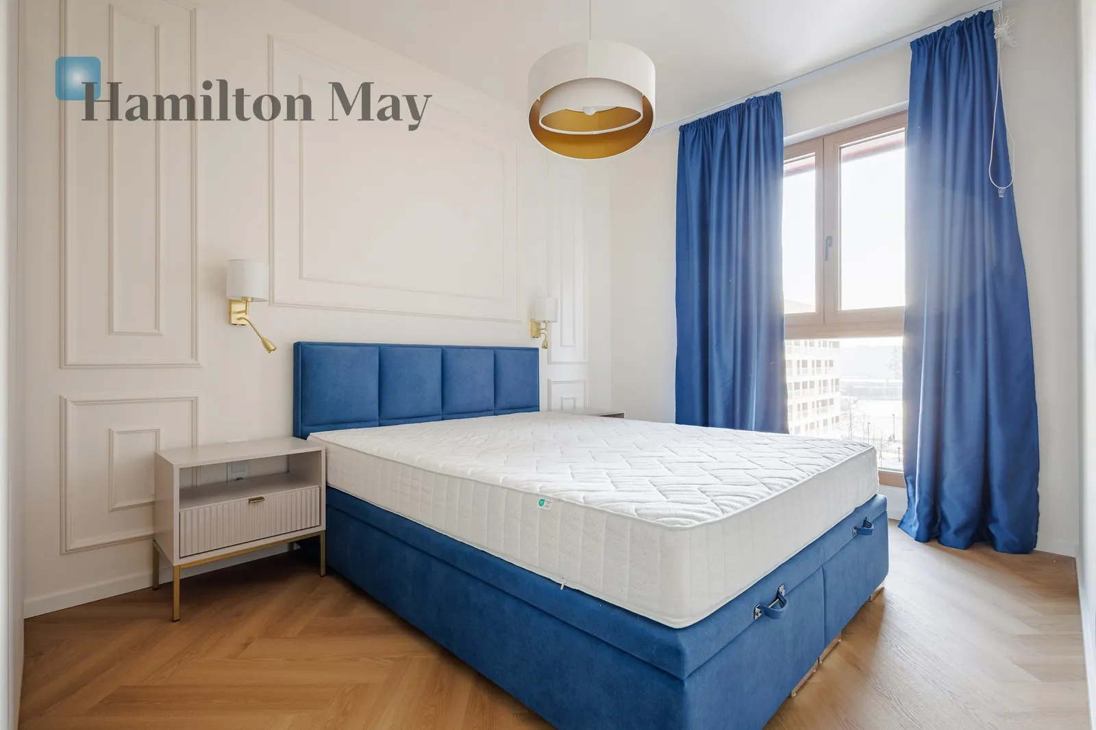 Street: Prosta Region: Wola Distance to centre: 1.99 km Level: 6 Price: 5000 PLN Bedrooms: 1 Bathrooms: 1 Size: 45m2 Price/m2: 111 PLN - slider