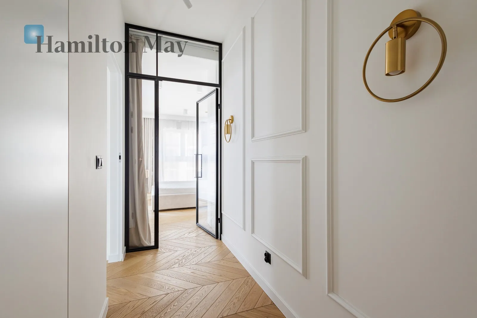 Street: Jana Kazimierza Region: Wola Subregion: Odolany Distance to centre: 5.02 km Level: 3 Price: 6000 PLN Bedrooms: 2 - slider