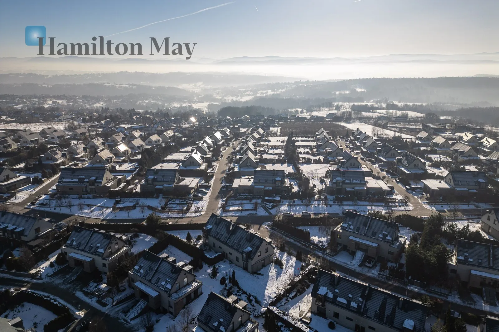 An elegant, comfortable semi-detached house on Parkowe Wzgórze in Mogilany - slider