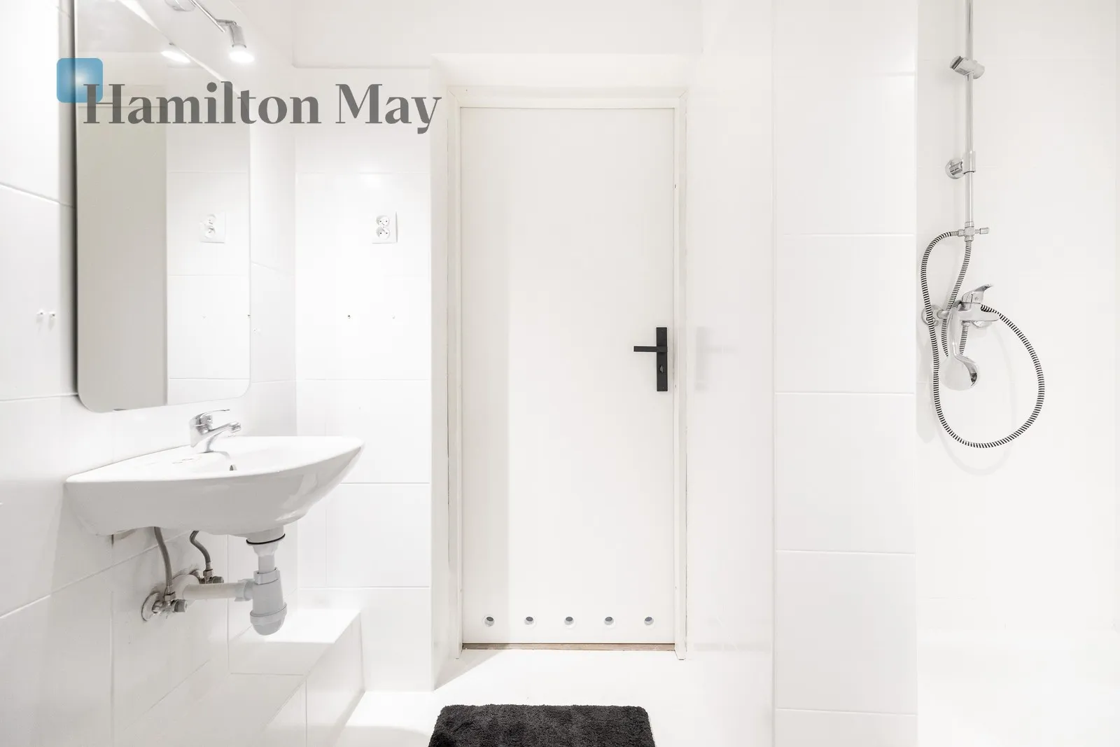 Street: Jerzego Szablowskiego Region: Bronowice Subregion: Bronowice Małe Distance to centre: 3.64 km Price: 590000 PLN - slider