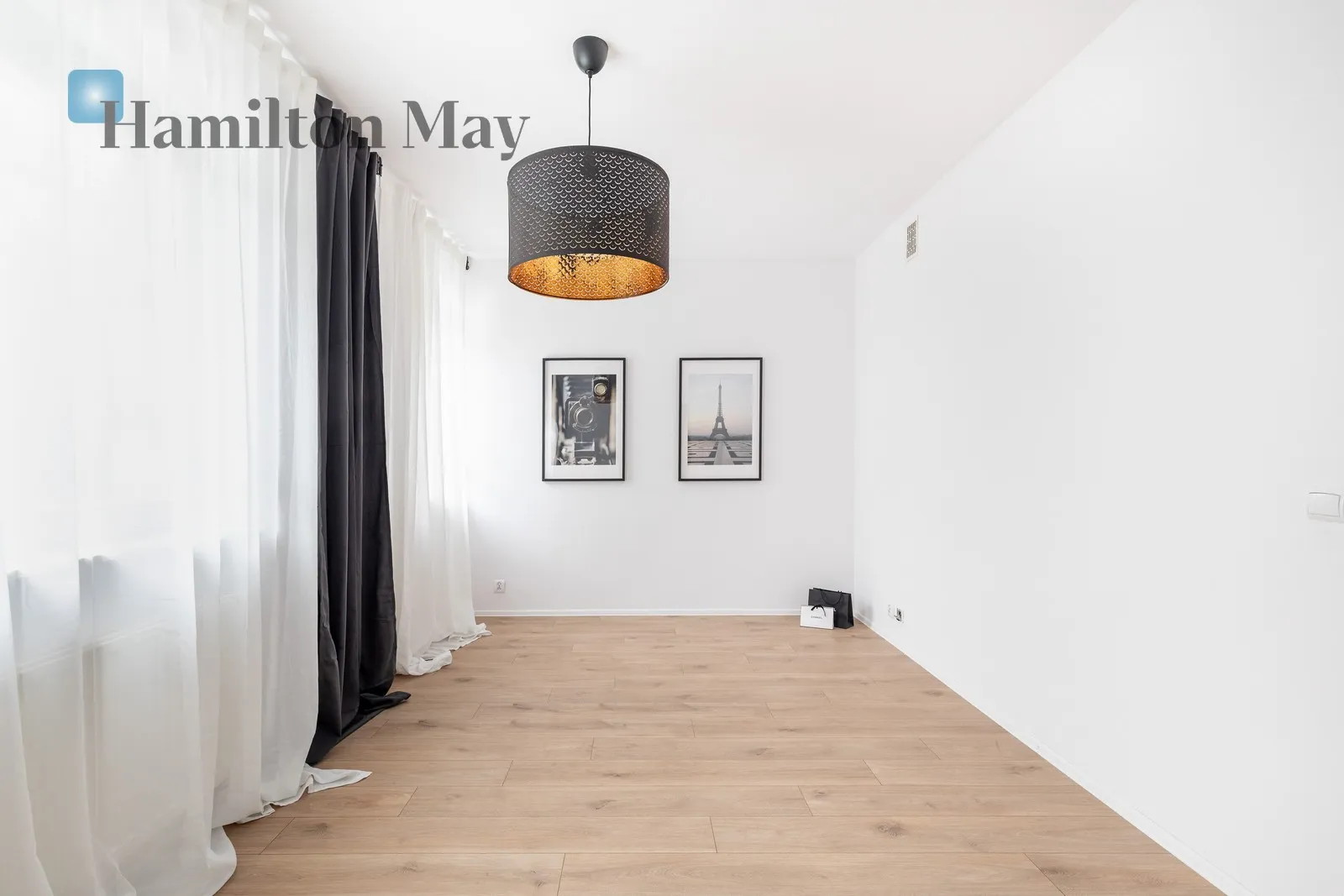 Street: Jerzego Szablowskiego Region: Bronowice Subregion: Bronowice Małe Distance to centre: 3.64 km Price: 590000 PLN Bedrooms: 1 - slider