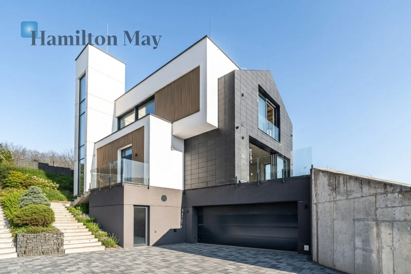 An elegant detached single-family house with an elevator and a unique view of Wola Justowska - slider