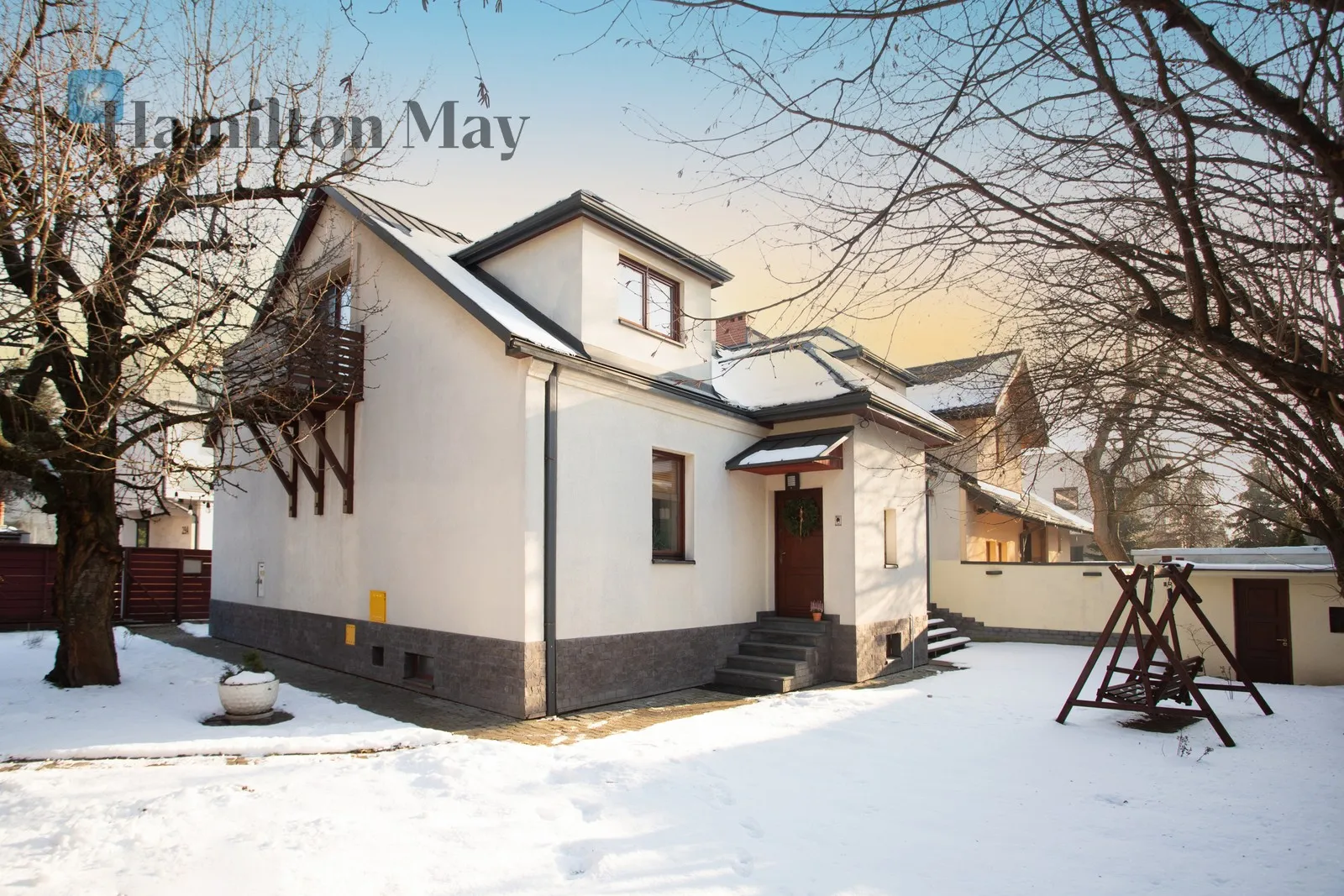 Стильний будинок у тихій частині Кракова - slider